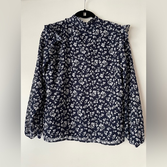 J. Crew V Neck Crinkle Top in Antique Navy Ivory - Picture 4 of 4